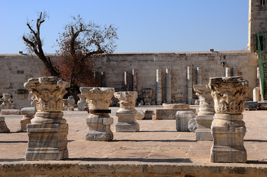 LA CITTA SANTA DI GERUSALEMME fotografie di Giulio Azzarello ©2104. LA CITTA SANTA DI GERUSALEMME fotografie di Giulio Azzarello ©2104.