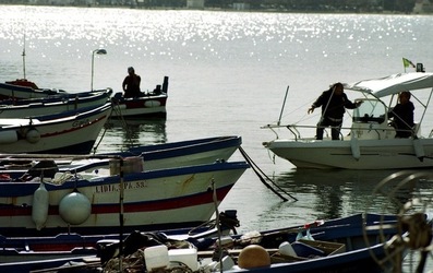 MARE Mondello e Palermo febbraio 2022. Fotografie di Giulio Azzarello &copy;2022.