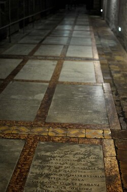 LE CATACOMBE dei cappuccini a Palermo in Sicilia. Fotografie di Giulio Azzarello &copy;2014.