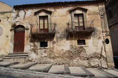 IL BAROCCO DI NOTO in Sicilia panoramiche e particolari. Fotografie di Giulio Azzarello &copy;2014.
