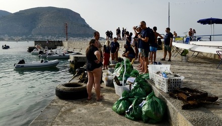 MONDELLO. Fotografe di Giulio Azzarello &copy;2023.