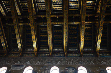 MONREALE in Sicilia con il suo Duomo e il Chiostro panoramiche e particolari. Fotografie di Giulio Azzarello &copy;2014.