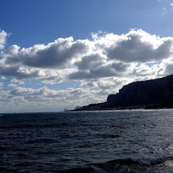 MONDELLO. Fotografe di Giulio Azzarello &copy;2023.