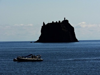 ISOLA di STROMBOLI fotografie di Giulio Azzarello &copy;2020.