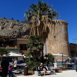 MONDELLO. Fotografie di Giulio Azzarello ©2024.