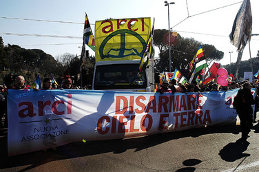 MANIFESTAZIONE per la PACE. Fotografie di Giulio Azzarello ©2014. MANIFESTAZIONE per la PACE. Fotografie di Giulio Azzarello ©2014.