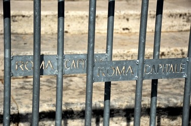 ROMA CAPITALE. Fotografie di Giulio Azzarello &copy;2018.
