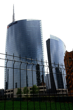 MILANO grattacieli e quartiere CITY LIFE. Fotografie di Giulio Azzarello &copy;2016.