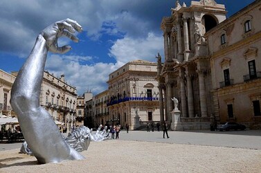 SIRACUSA arte a Ortiggia. Fotografie di Giulio Azzarello &copy;2014.