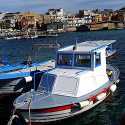 BARCHE. Fotografie di Giulio Azzarello ©2022.