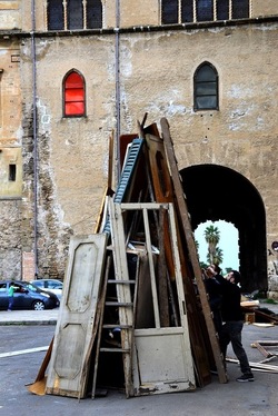 LA VAMPA DI SAN GIUSEPPE a Palermo. Fotografie di Giulio Azzarello ©2018. LA VAMPA DI SAN GIUSEPPE a Palermo. Fotografie di Giulio Azzarello ©2018.