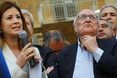 CAMILLERI e MONTALBANO a Porto Empedocle Agrigento . Fotografie di Giulio Azzarello ©2014. CAMILLERI e MONTALBANO a Porto Empedocle Agrigento . Fotografie di Giulio Azzarello ©2014.