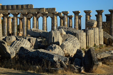 SELINUNTE il sito e parco archeologico. Fotografie di Giulio Azzarello &copy;2014.