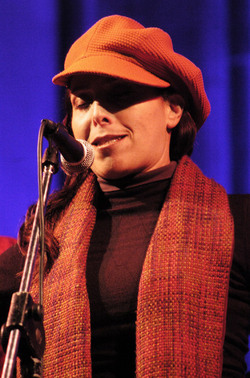 COPPOLE fotografie di Giulio Azzarello &copy;2014.