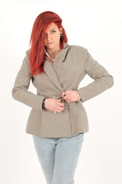 LUCREZIA artista modella attrice. Fotografie di Giulio Azzarello &copy;2018.