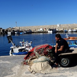 ISOLA. Fotografie di Giulio Azzarello &copy;2024.