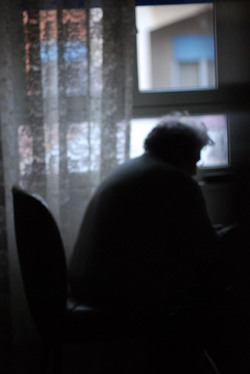 ANZIANI fotografie di Giulio Azzarello &copy;2014.