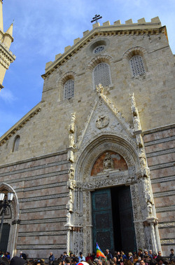 MESSINA città. Fotografie di Giulio Azzarello ©2016.