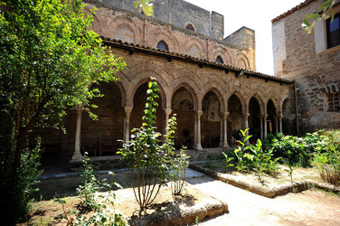 CHIESA E CHIOSTRO DELLA MAGIONE a Palermo panoramiche e particolari. Fotografie di Giulio Azzarello ©2014. CHIESA E CHIOSTRO DELLA MAGIONE a Palermo panoramiche e particolari. Fotografie di Giulio Azzarello ©2014.