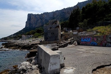 ARENELLA Fotografia di Giulio Azzarello ©2022.