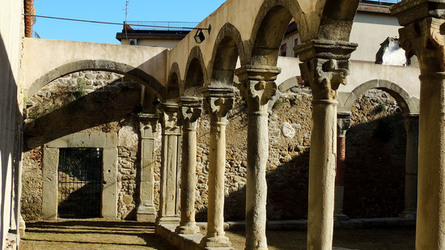 IL CHIOSTRO di S.Angelo di Brolo Messina . Fotografie di Giulio Azzarello ©2014. IL CHIOSTRO di S.Angelo di Brolo Messina . Fotografie di Giulio Azzarello ©2014.