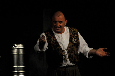 MARCO RENZI e il suo teatro. Fotografie di Giulio Azzarello ©2014.