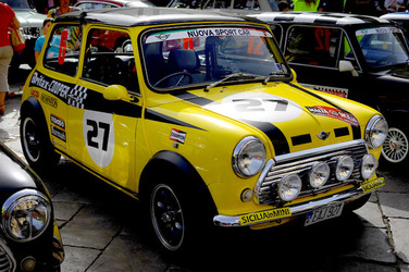 RADUNO di auto classiche MiniCooper. Fotografie di Giulio Azzarello &copy;2016.