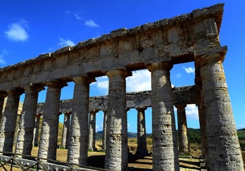 SEGESTA sito archeologico. Fotografie di Giulio Azzarello ©2018.