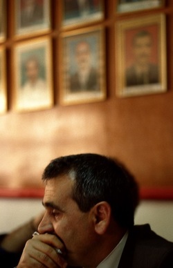 NEWROZ marzo 2001. Curdistan turco. Fotografie di Giulio Azzarello ©2001 2022. NEWROZ marzo 2001. Curdistan turco. Fotografie di Giulio Azzarello ©2001 2022.