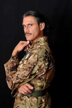 ROBERTO BONURA attore italiano siciliano. Fotografie di Giulio Azzarello ©2018. ROBERTO BONURA attore italiano siciliano. Fotografie di Giulio Azzarello ©2018.