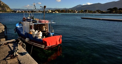 BARCHE da PESCA fotografie di Giulio Azzarello &copy;2019.