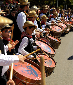 Tamburai siciliani di Agrigento. Fotografie di Giulio Azzarello &copy;2017.