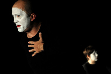 DARIO FERRARI E NINA LOMBARDINO attori italiani. Fotografie di Giulio Azzarello &copy;2014.