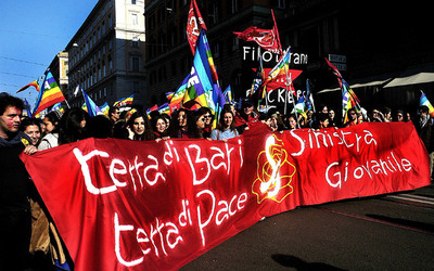 MANIFESTAZIONE per la PACE. Fotografie di Giulio Azzarello ©2014. MANIFESTAZIONE per la PACE. Fotografie di Giulio Azzarello ©2014.