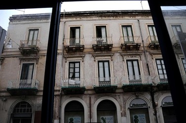 SIRACUSA arte a Ortiggia. Fotografie di Giulio Azzarello &copy;2014.