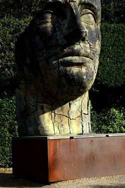 IGOR MITORAJ Giardino di Boboli. Fotografie di Giulio Azzarello &copy;2022.