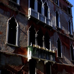 VENEZIA fotografie di Giulio Azzarello &copy;2022.