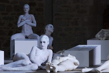 VANESSA BEECROFT allo Spasimo di Palermo alcuni momenti. Fotografie di Giulio Azzarello &copy;2014.