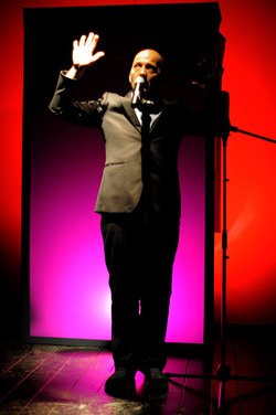 DARIO FERRARI E NINA LOMBARDINO attori italiani. Fotografie di Giulio Azzarello &copy;2014.