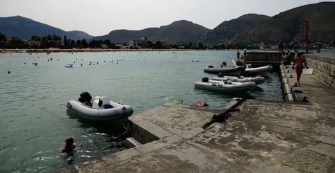 MONDELLO. Fotografe di Giulio Azzarello &copy;2023.