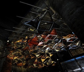 STRUTTURA TRIANGOLARE. Fotografie di Giulio Azzarello &copy;2018.