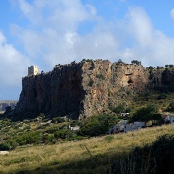 MACARI. Fotografie di Giulio Azzarello &copy;2023.