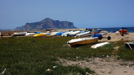 BARCHE. Fotografie di Giulio Azzarello ©2022.