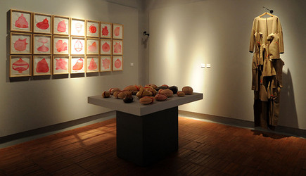 Installazione di Anne Clemence DeGrollee alla GAM di Palermo. Fotografie di Giulio Azzarello ©2017. Installazione di Anne Clemence DeGrollee alla GAM di Palermo. Fotografie di Giulio Azzarello ©2017.