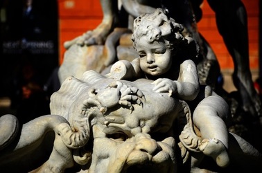 PIAZZA NAVONA Roma. Fotografie di Giulio Azzarello ©2020. PIAZZA NAVONA Roma. Fotografie di Giulio Azzarello ©2020.