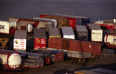 IL PORTO DI GENOVA panoramiche e particolari. Fotografie di Giulio Azzarello &copy;2014.