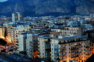 PALERMO metropoli. Fotografie di Giulio Azzarello ©2016. PALERMO metropoli. Fotografie di Giulio Azzarello ©2016.