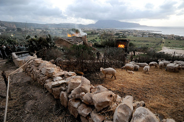 IL PRESEPE VIVENTE DI CUSTONACI in Sicilia. Fotografie di Giulio Azzarello ©2014. IL PRESEPE VIVENTE DI CUSTONACI in Sicilia. Fotografie di Giulio Azzarello ©2014.