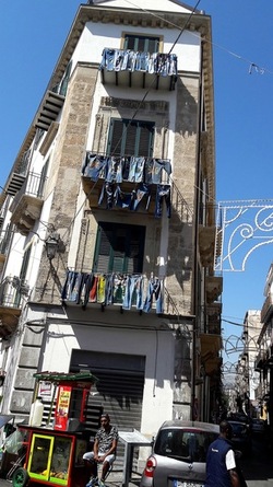 IL MERCATO DI BALLAR&ograve; a Palermo. Fotografie di Giulio Azzarello &copy;2018.