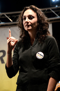 I COMIZI di BEPPE GRILLO in Sicilia a Palermo alcuni momenti. Fotografie di Giulio Azzarello &copy;2014.